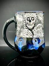 Load image into Gallery viewer, Blue Line Skull Mug 17oz
