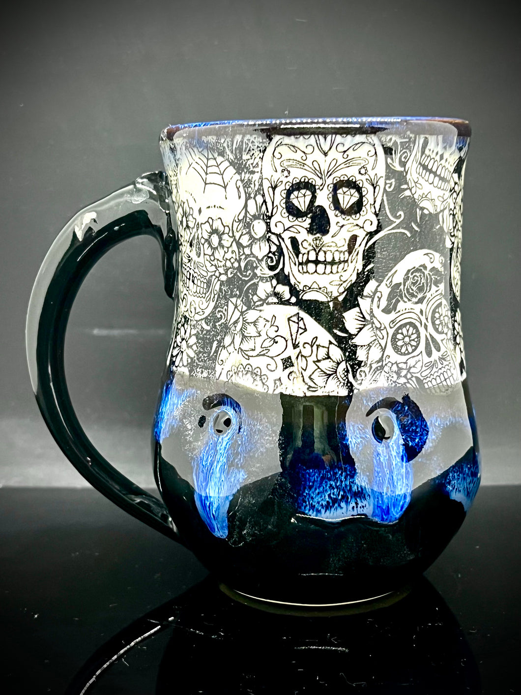 Blue Line Skull Mug 17oz